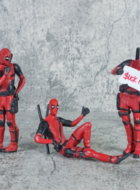 跨境死侍手办模型战警卧姿公仔举牌回眸姿势动漫汽车中控台摆件潮