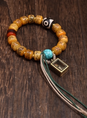 西藏直发牛骨手链搭配天珠桶珠扎基拉姆嘎乌盒藏饰藏风