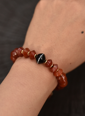 精品黑白一线药师搭配老料子红玛瑙可拉伸调节男女同款