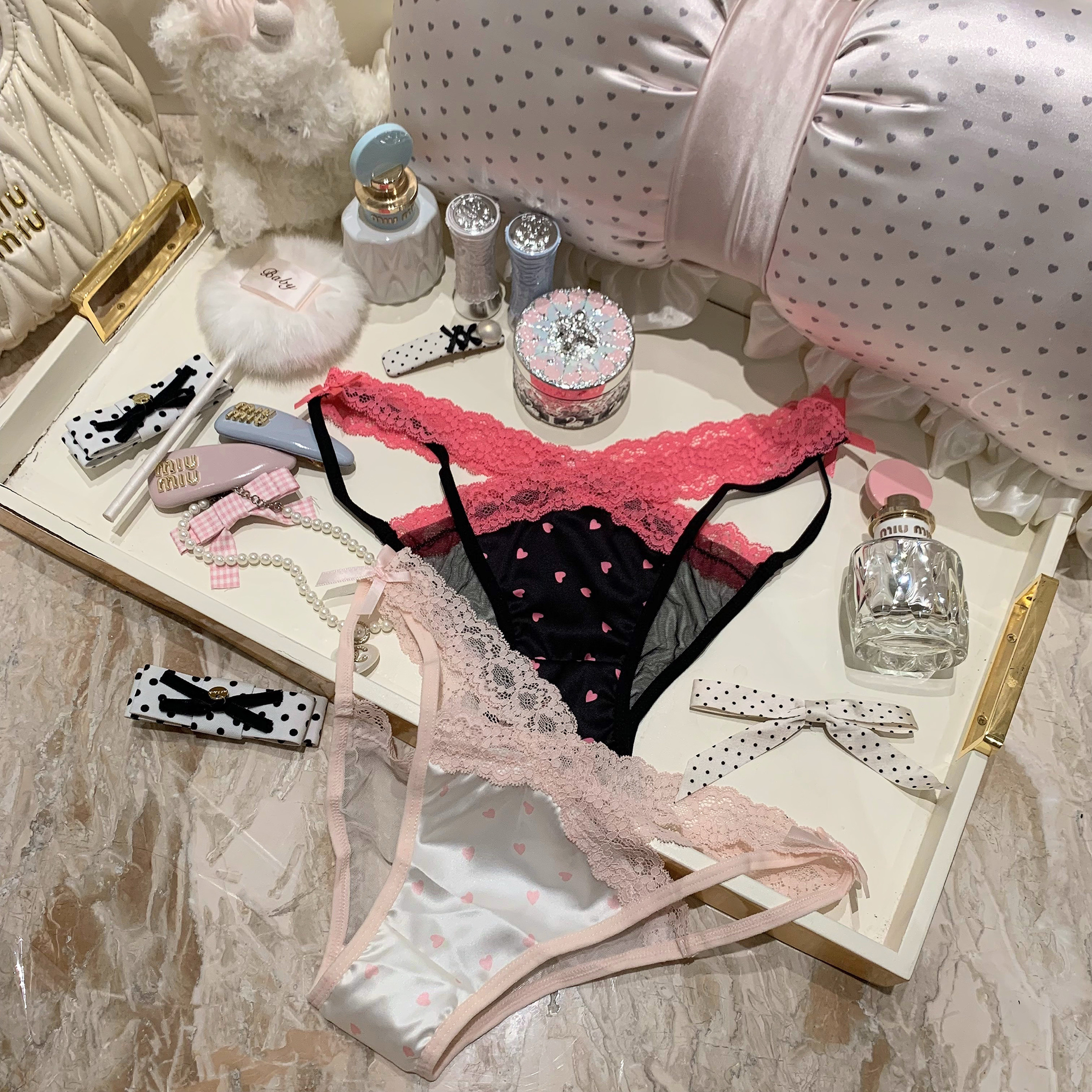 捞捞酱「甜蜜爱恋」纯欲性感少女私房三角内裤网纱波点蕾丝缎面新 - 图1