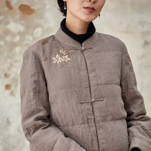 布小匠原创设计高级棉麻绣花夹棉冬季外套女2025新款国风轻薄棉服 - 图0