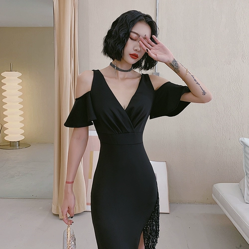 Черное вечернее платье, крой «рыбий хвост»