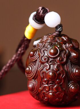 紫檀木雕随身手把件只进不出貔貅抱球实木动物吊坠挂件家居装饰品