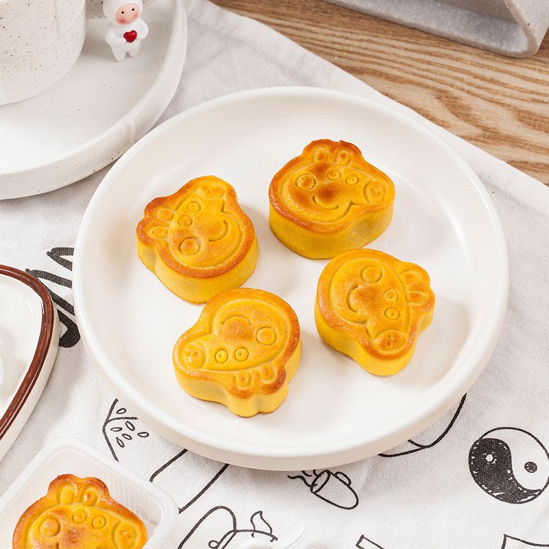 小猪佩奇礼盒装中秋冰皮广式月饼 煊誉食品月饼