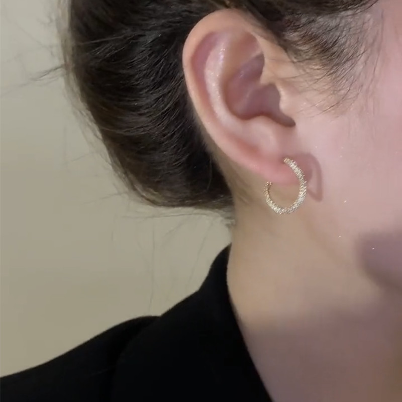 韩国925银针微镶满钻几何圆圈不规则耳钉设计感小众气质耳环耳饰 - 图3