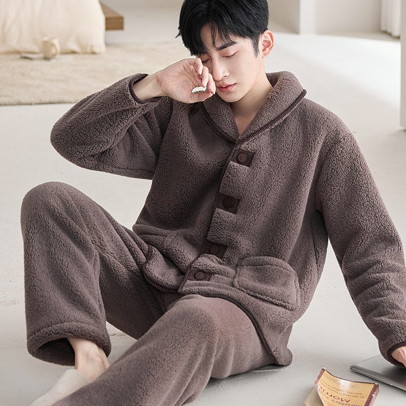 2025秋冬季青果领贴布扣珊瑚绒睡衣加厚咖色大码男士家居服套装,淘宝优惠券,粉丝福利购,淘宝优惠卷