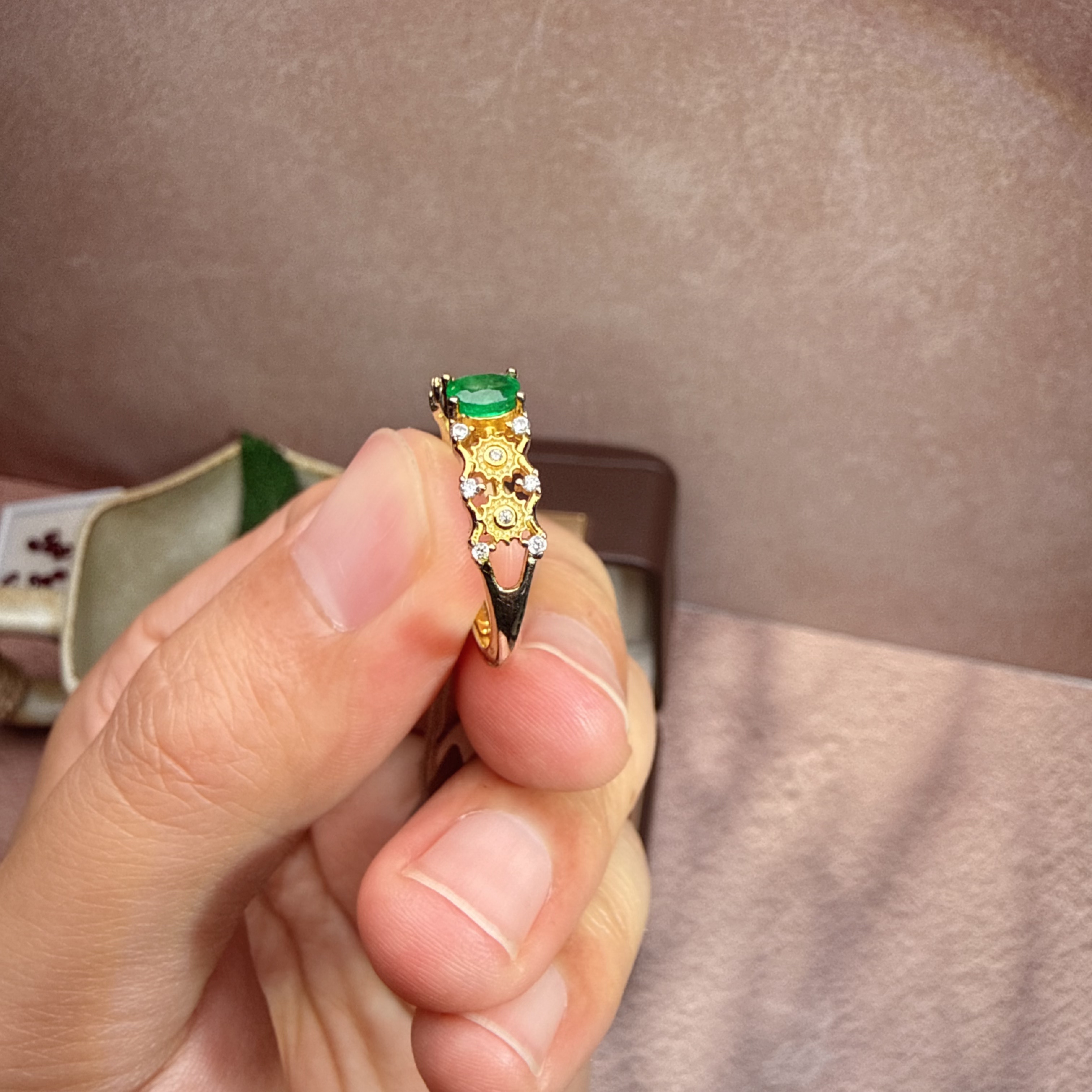 Prosperous natural emerald ring women's rich ring high-end index finger ring partial wealth tail ring 2026 new hot style