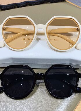 2026新款茶色墨镜ins风女韩版潮网红款复古小框白色太阳镜小脸款