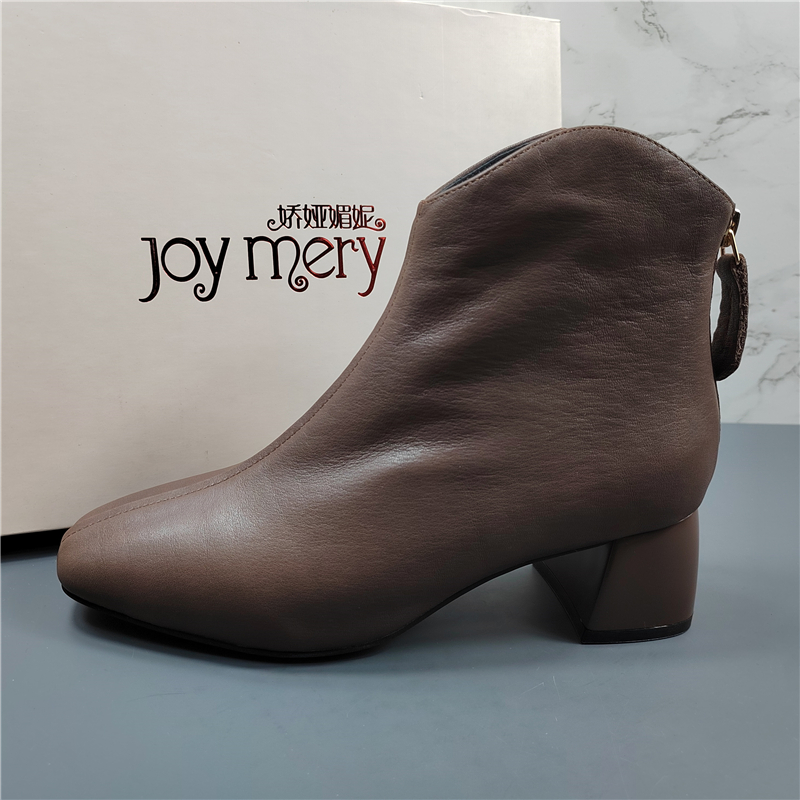 专柜正品头层牛皮粗跟马丁靴女2025冬季新款V口尖头切尔西瘦瘦靴 - 图2