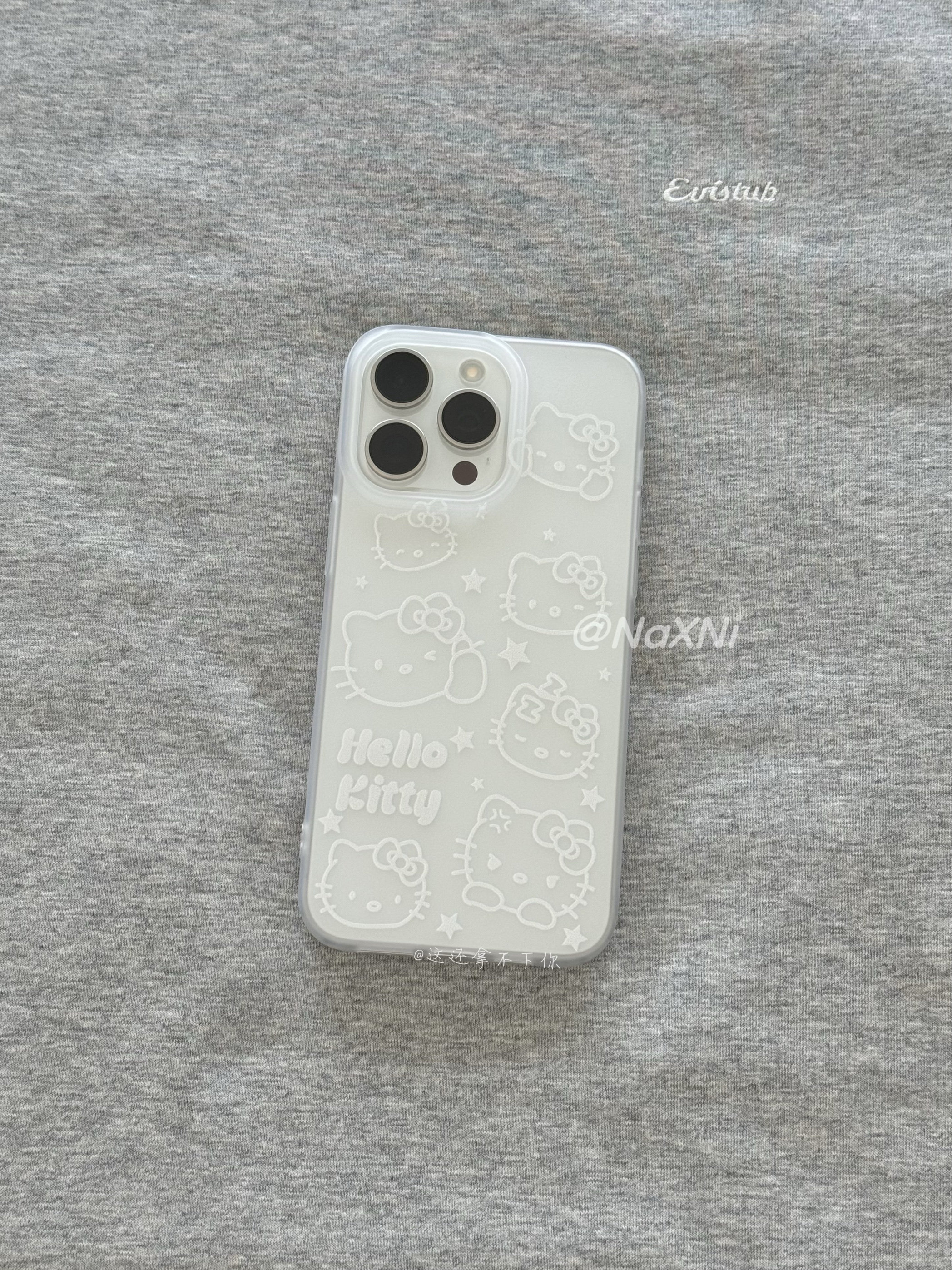 白色线条大头kitty适用于iphone17ProMax手机壳新款苹果15pro可爱大孔凯蒂猫全包14保护套16透明磨砂硅胶软壳
