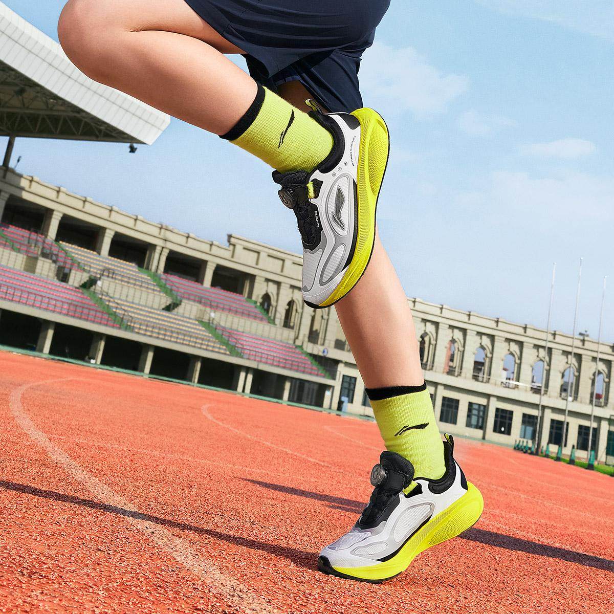 李宁正品星穹2 秋冬版男大童减震回弹运动旋转扣跑步鞋YKFV145,淘宝优惠券,粉丝福利购,淘宝优惠卷