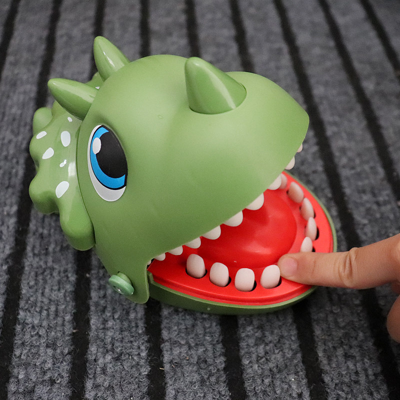 咬手指的恐龙网红整蛊玩具儿童男女孩按牙齿咬人拔牙咬手玩具抖音,淘宝优惠券,粉丝福利购,淘宝优惠卷