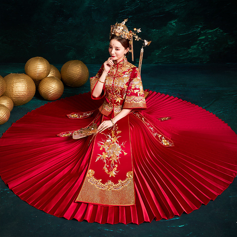 秀禾服新娘2020新款龙凤褂结婚婚纱 花作衣旗袍