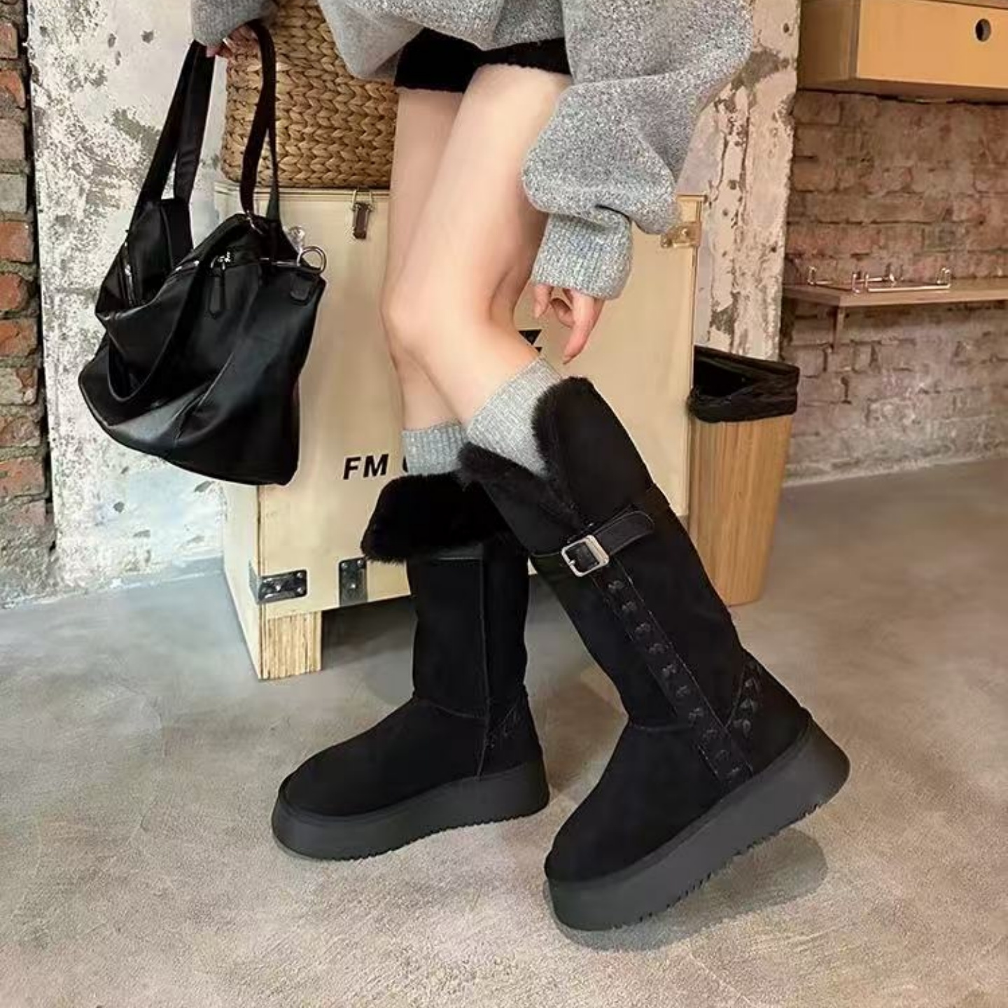 自留定制刺绣雪地靴女2025新款冬季两穿厚底不过膝长筒靴加绒棉靴 - 图0