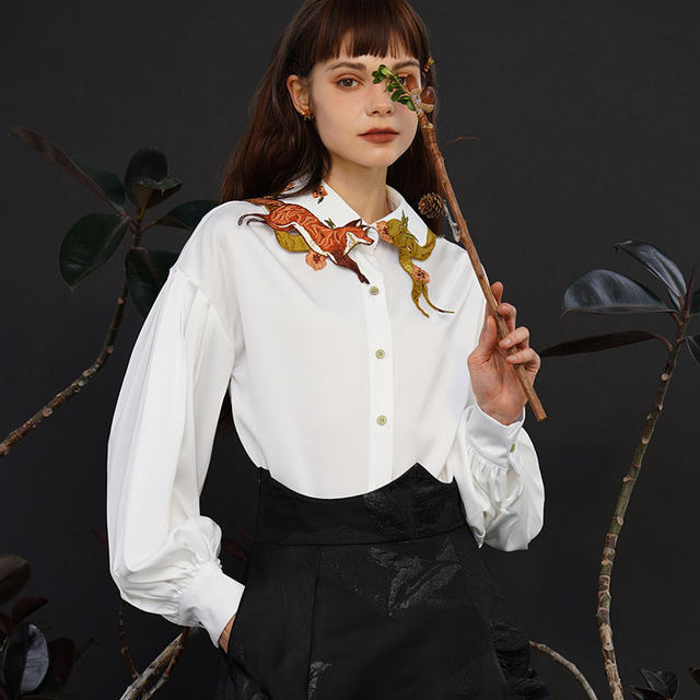 Kamo 2022 Spring Zihu Story Retro Shirt