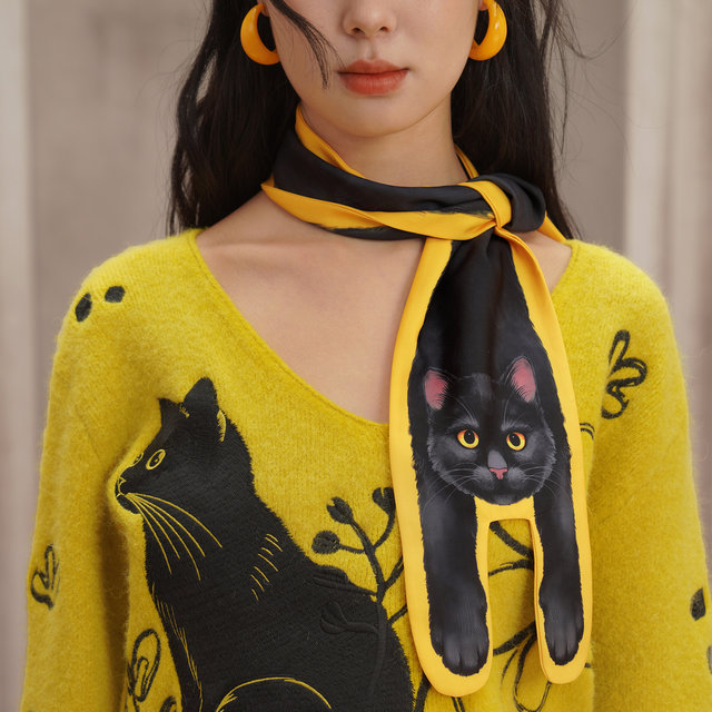 Kamo original little black cat print scarf