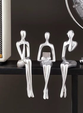 北欧小众艺术抽象人物摆件轻奢书柜架装饰品样板间办公室酒柜摆设