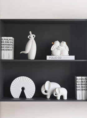 北欧现代意式极简轻奢样板间书房酒柜风水大象装饰品家居创意摆件