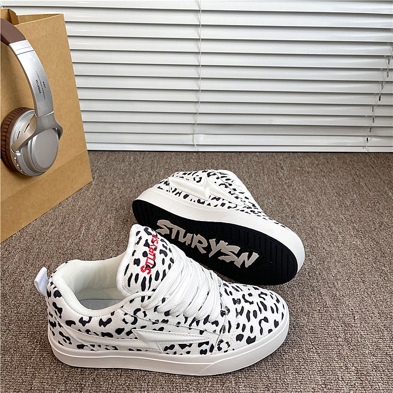 鞋子男白豹纹2026春季新款学生复古情侣百搭ins潮运动休闲板鞋女,淘宝优惠券,粉丝福利购,淘宝优惠卷