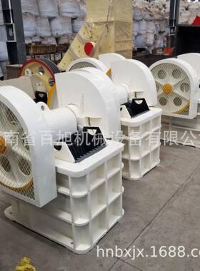现货小型柴油移动鄂破粉碎机沙石粗碎石头碎石机铁矿石颚式破碎机
