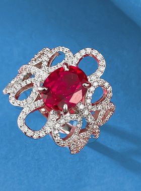 辉之翼珠宝925银镶嵌7*9mm鸽血红鸽子蛋满钻喜庆红色高碳钻女戒指