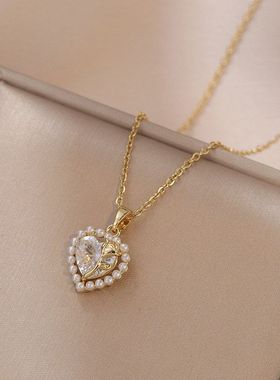 项链女网红爱心珍珠锆石花朵小众时尚新款设计感吊坠气质钛钢项链