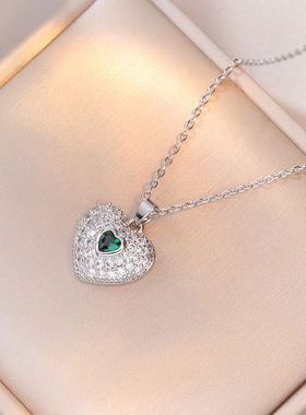 项链女网红爱心相应锆石小众时尚新款设计红宝石吊坠气质钛钢项链