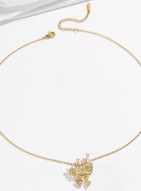 项链女 网红时尚跨境风蝴蝶锆石小众新款设计感吊坠气质钛钢项链