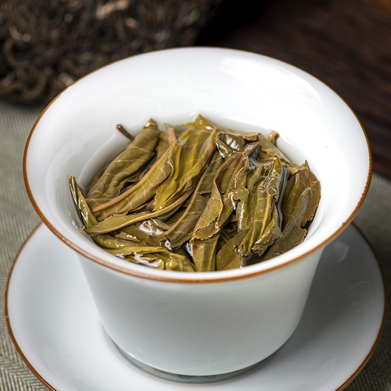 云南七子饼生普洱倚邦古树头春采六大茶山普洱生茶200g饼茶源头直
