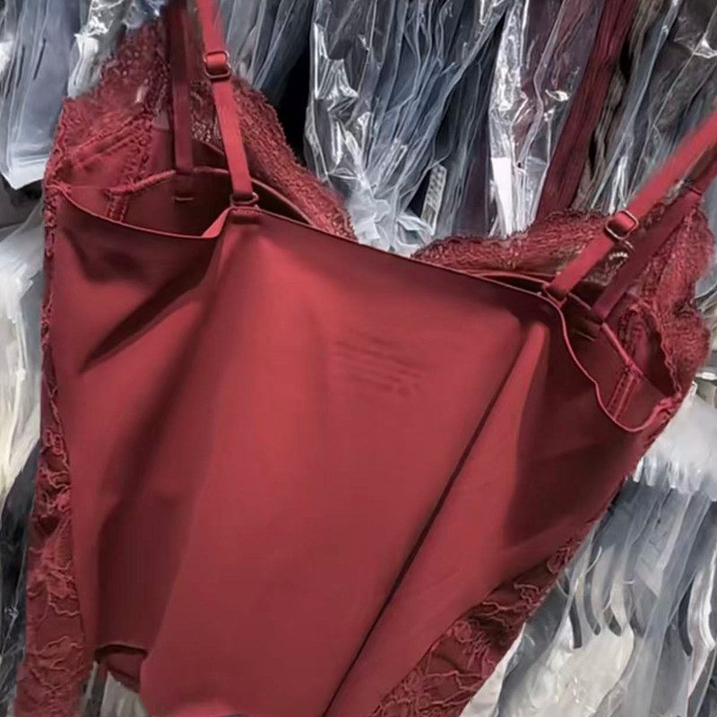 6100秋冬新款性感法式蕾丝吊带女马甲线磨毛带胸垫固定杯洋气背心,淘宝优惠券,粉丝福利购,淘宝优惠卷