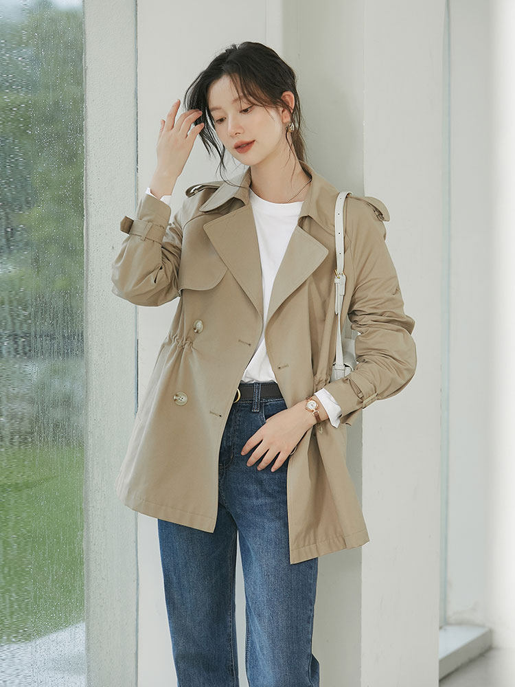 2022年新款春秋高级感小个子风衣 达佳诗风衣