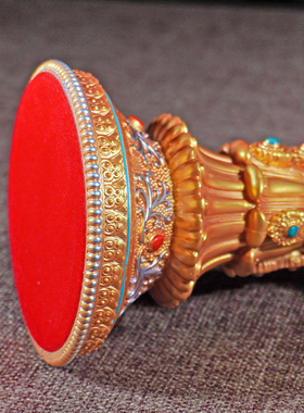 彩色树脂八吉祥摆件西藏