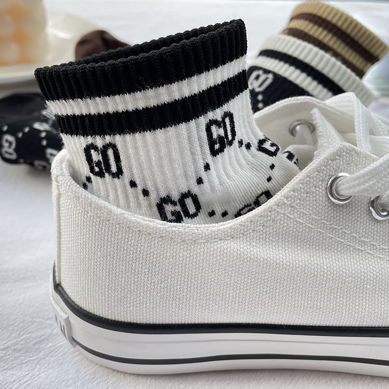 字母短袜女夏季薄款棉袜袜子ins潮韩国GO短筒低帮复古船袜春夏 - 图1