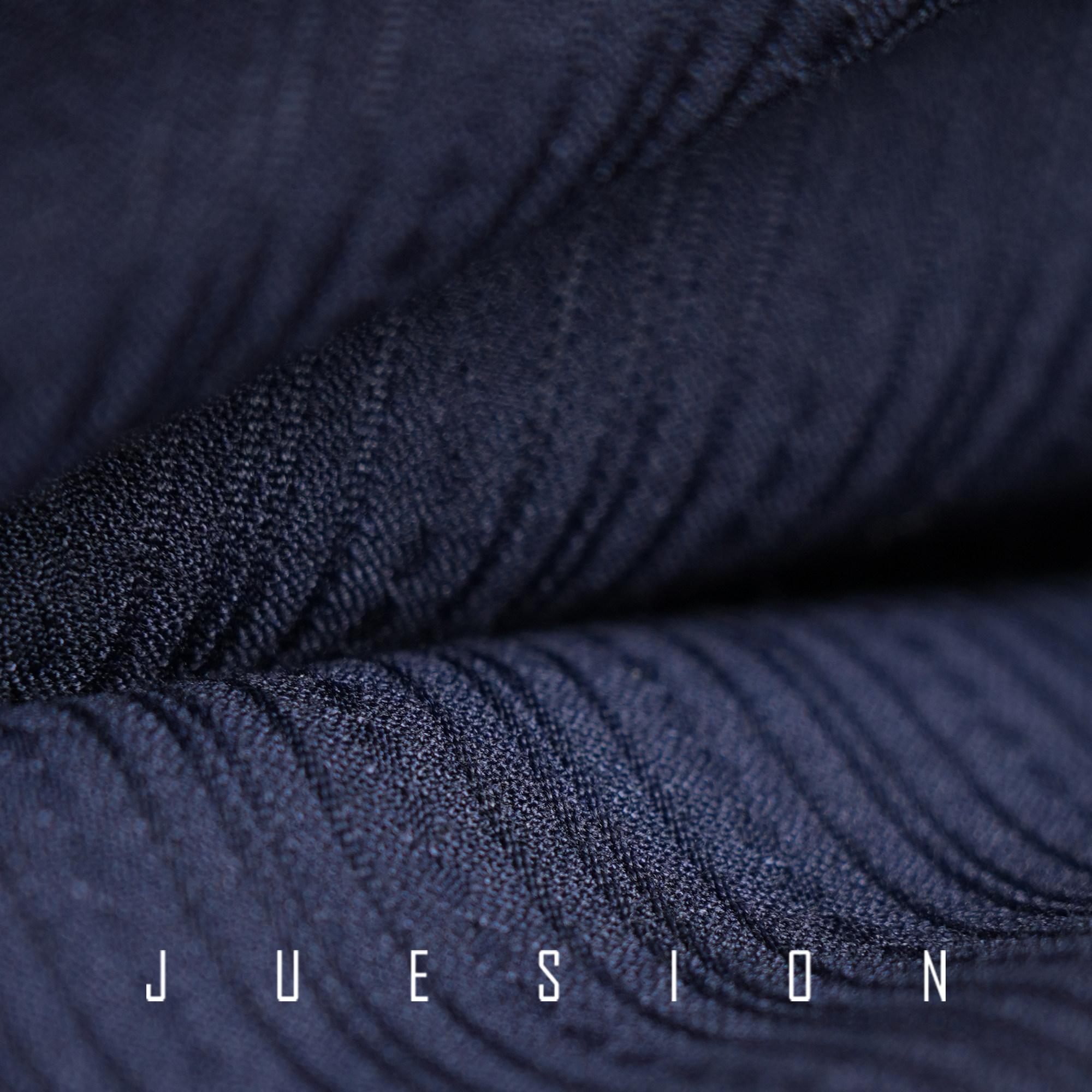 Textured casual gorget trousers