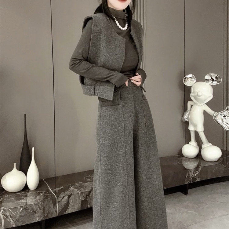 2026春季网红爆款时尚三件套女高级感毛呢马甲+高领打底衫+阔腿裤,淘宝优惠券,粉丝福利购,淘宝优惠卷