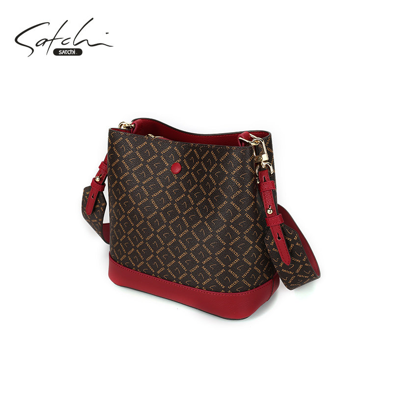 satchi /沙驰经典大容量pvc单肩包 satchi沙驰箱包女士包袋