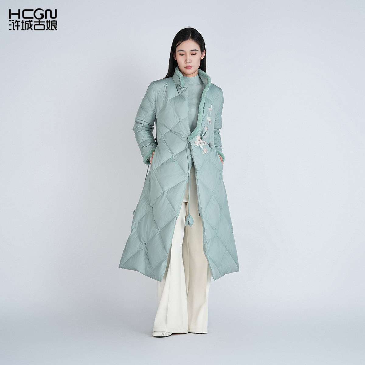 浒城古娘新款白鸭绒刺绣系带保暖长款新中式国风羽绒服外套女冬季,淘宝优惠券,粉丝福利购,淘宝优惠卷