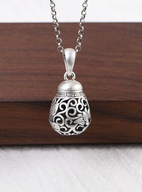 复古风做旧镂空福瓜香囊吊坠女款时尚气质项链可打开佩戴香丸扩香