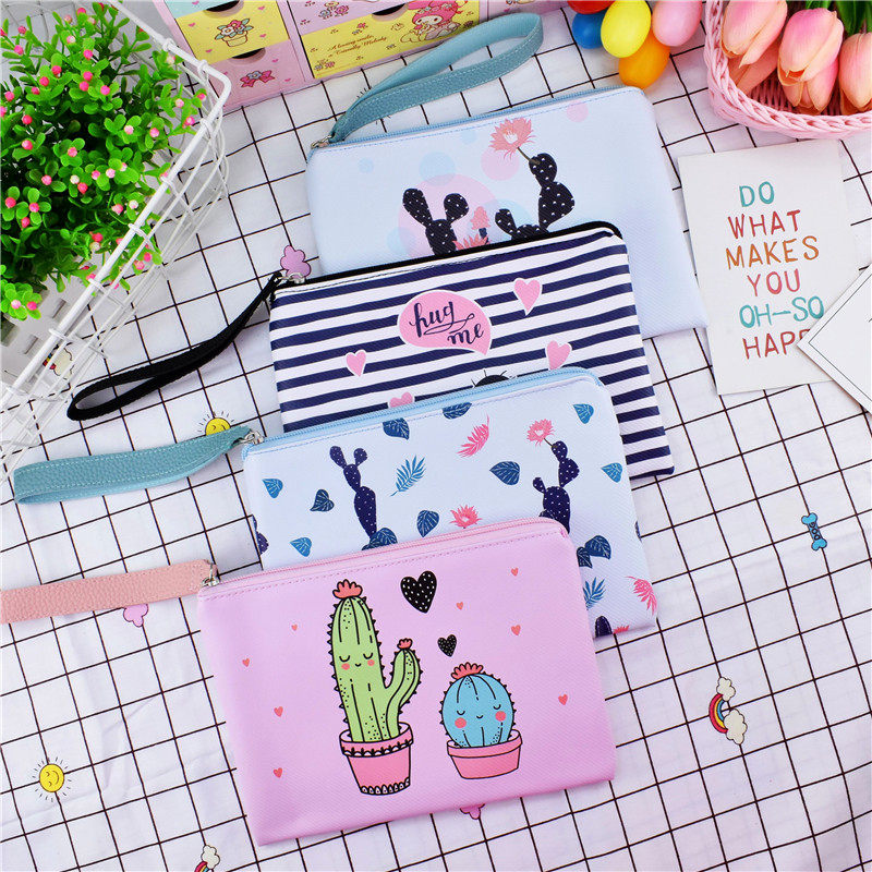 卡通化妆包大容量便携手腕包卫生巾收纳袋A5票据证件资料袋拉链袋,淘宝优惠券,粉丝福利购,淘宝优惠卷