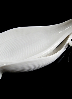 白瓷卧香炉双层底座特价