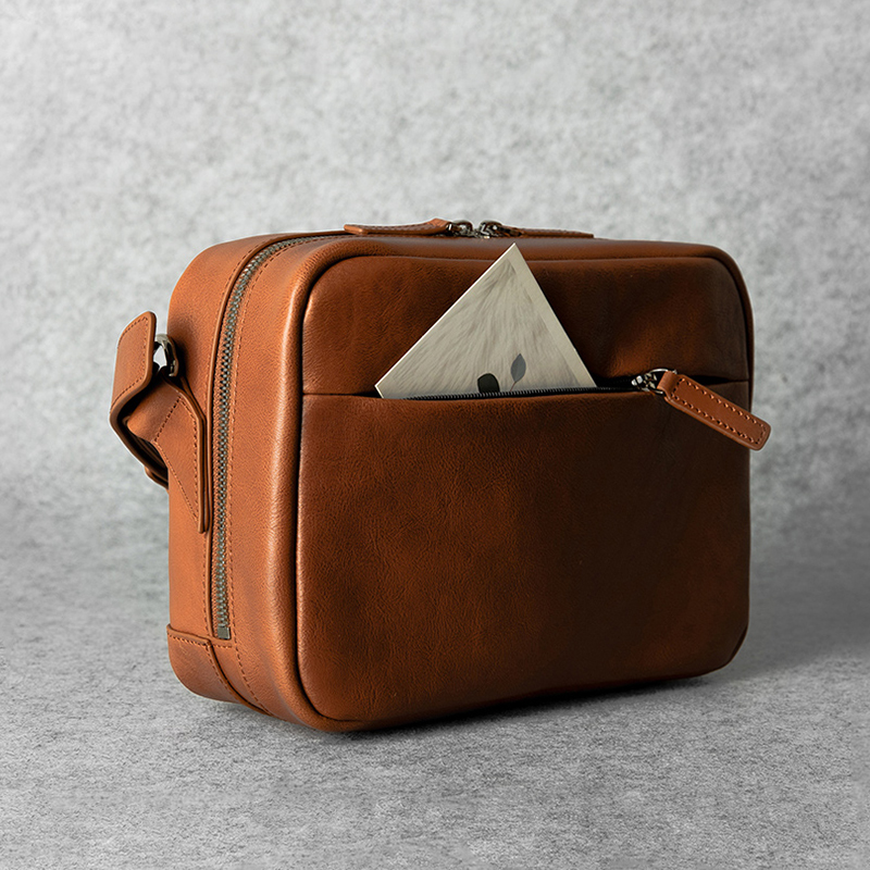 吉卡尼男士胸包高级单肩包通勤斜挎包真皮相机包kikani大容量通勤 - 图1