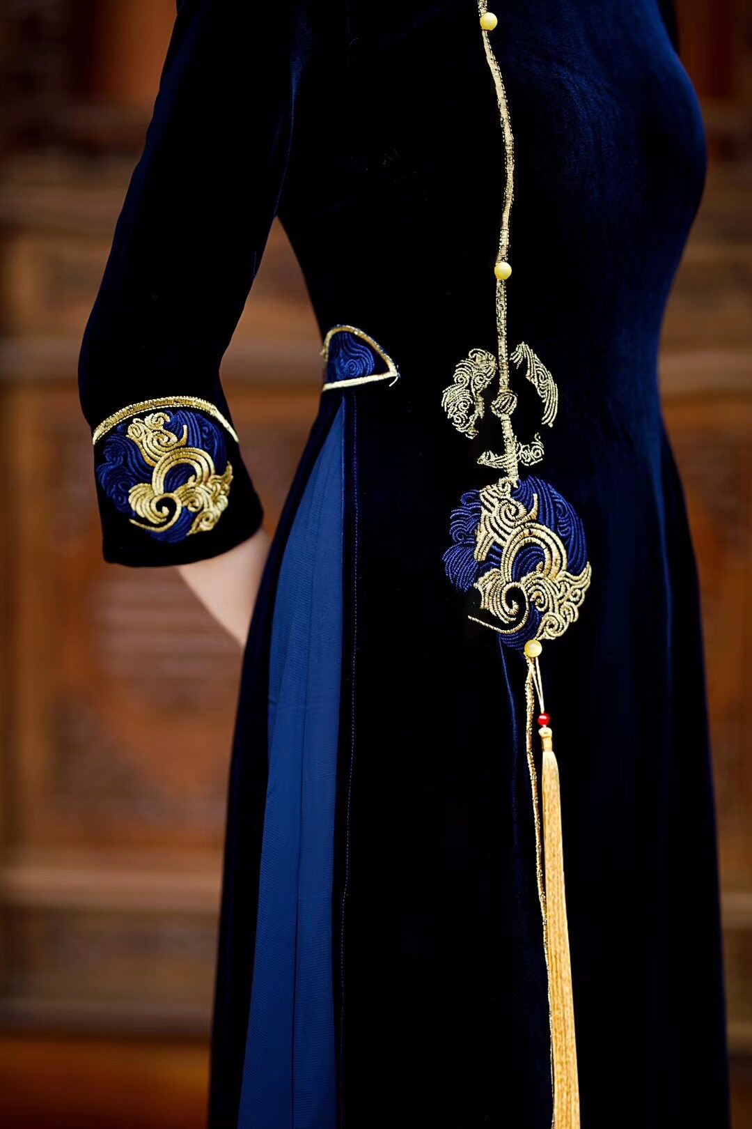 改良奥黛秋季2021年新款中国风旗袍 红舍旗袍