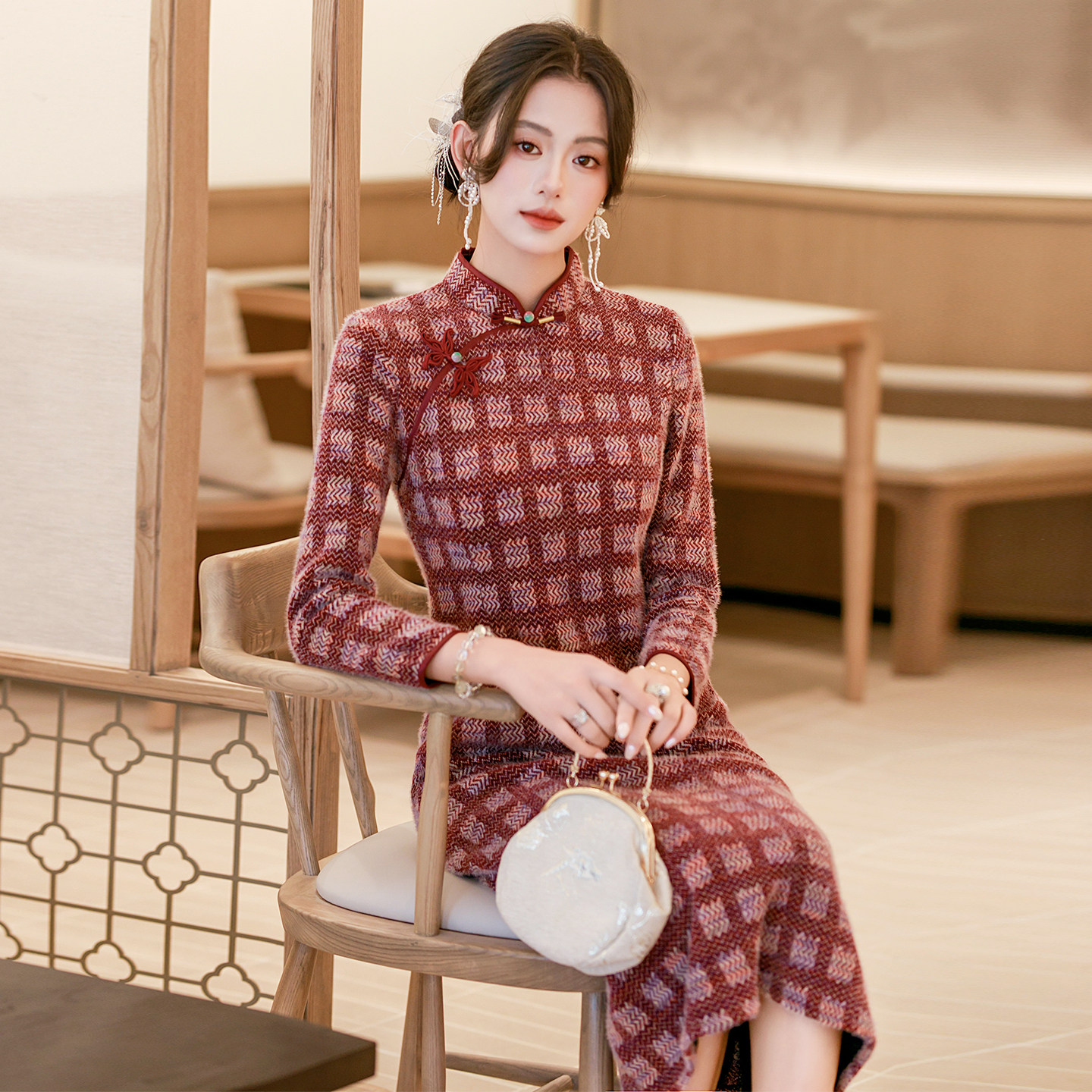 红色格子复古国风长袖加厚冬款旗袍2025新款高级感妈妈装日常可穿,淘宝优惠券,粉丝福利购,淘宝优惠卷