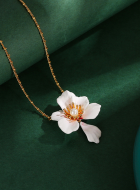 珍珠白色樱花花瓣流苏项链锁骨链