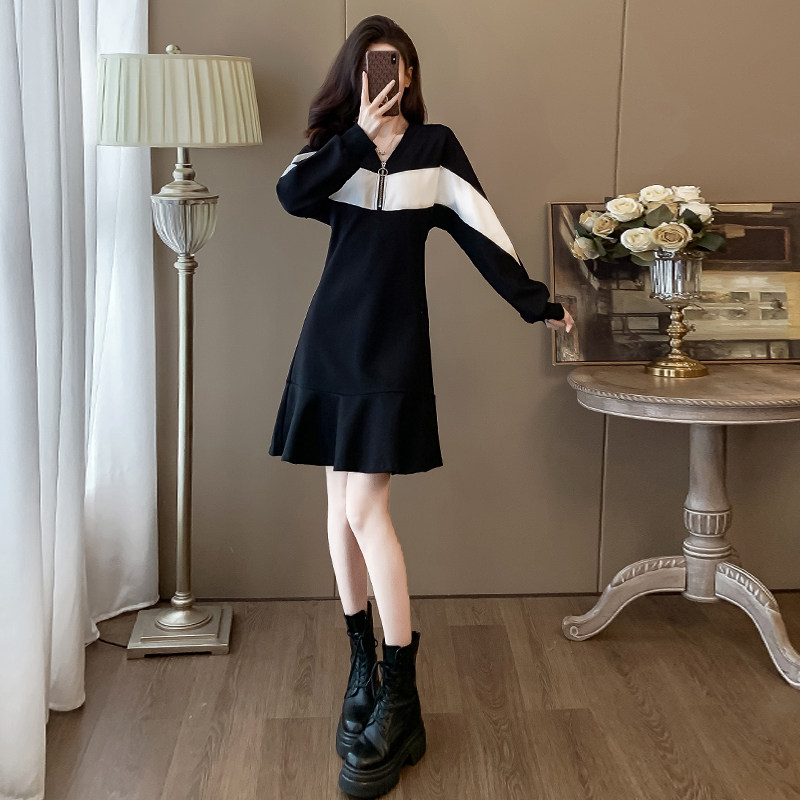 赫本风卫衣裙子女秋季2025年新款欧货潮中长款气质显瘦鱼尾连衣裙,淘宝优惠券,粉丝福利购,淘宝优惠卷