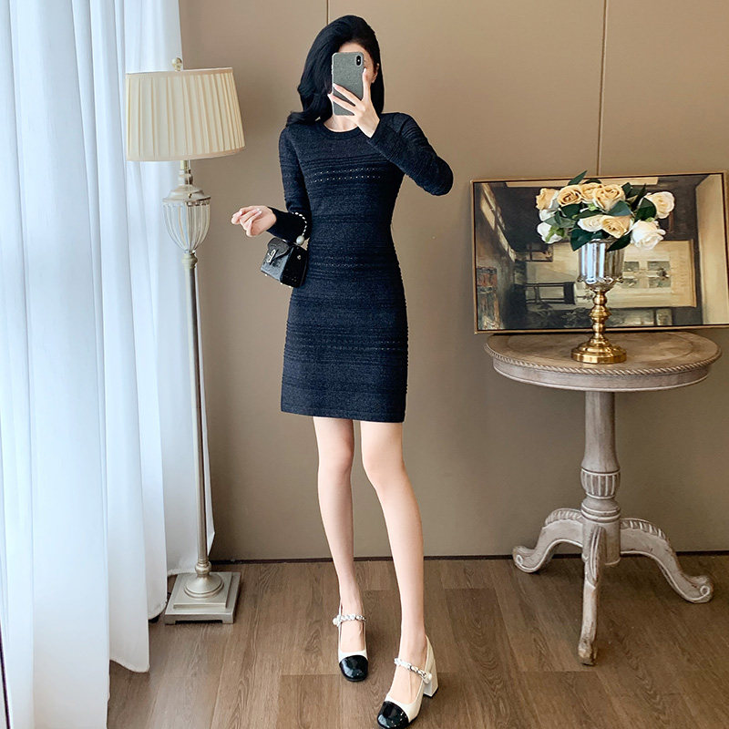 赫本风小黑裙女春秋配大衣内搭修身针织连衣裙高冷御姐范气质短裙,淘宝优惠券,粉丝福利购,淘宝优惠卷