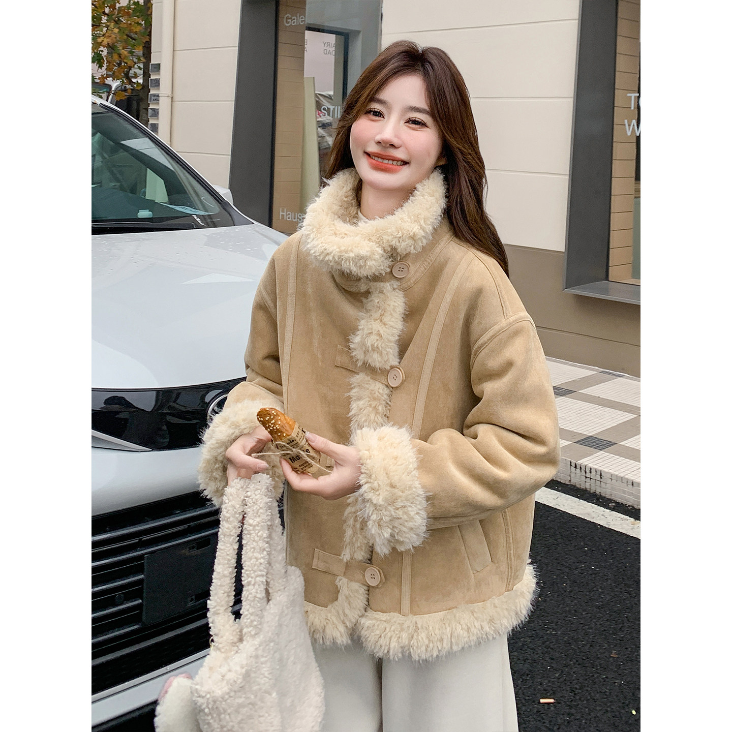 卡其色短款小个子羊羔毛外套女冬季2025新款加厚今年流行皮毛一体,淘宝优惠券,粉丝福利购,淘宝优惠卷