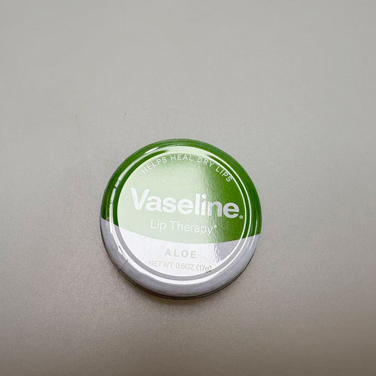 香港购 Vaseline凡士林润唇膏护唇膏滋润保湿防干裂淡化唇色