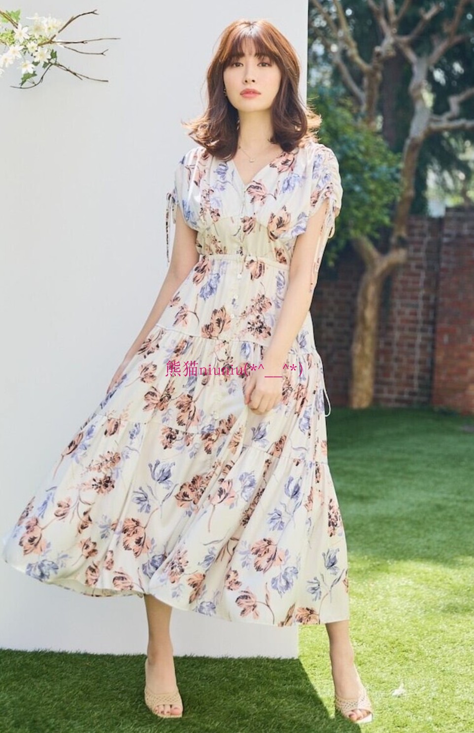 原厂追加D!浪漫花朵~小嶋阳菜 H家 V领显瘦度假风印花收腰连衣裙