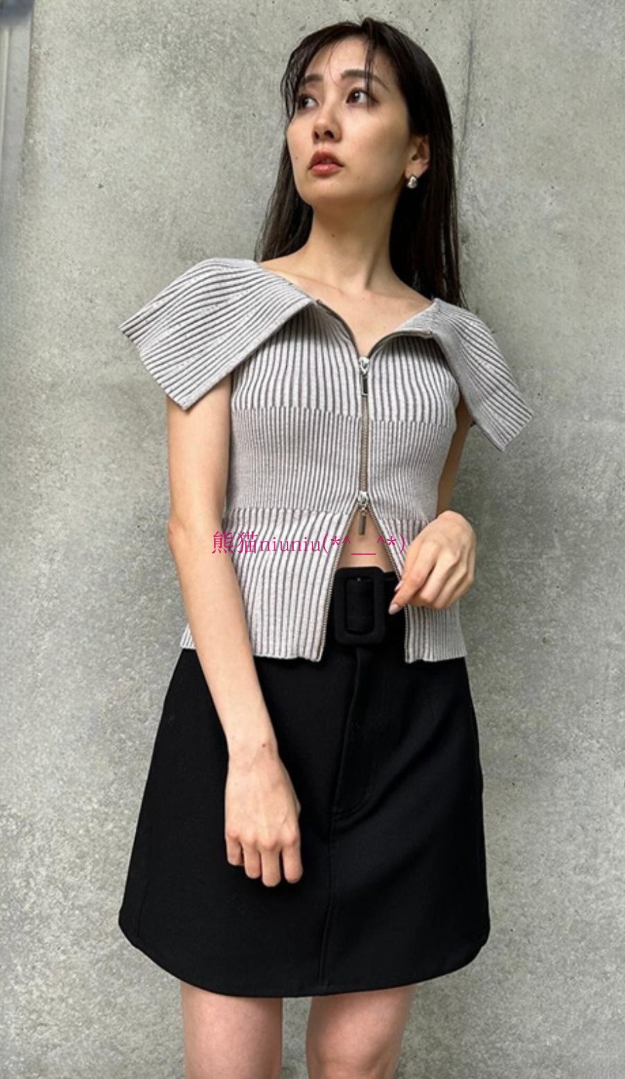 显瘦俏皮感！纯圆日系S家 纯色高腰方扣腰带半身裙短裙 - 图1